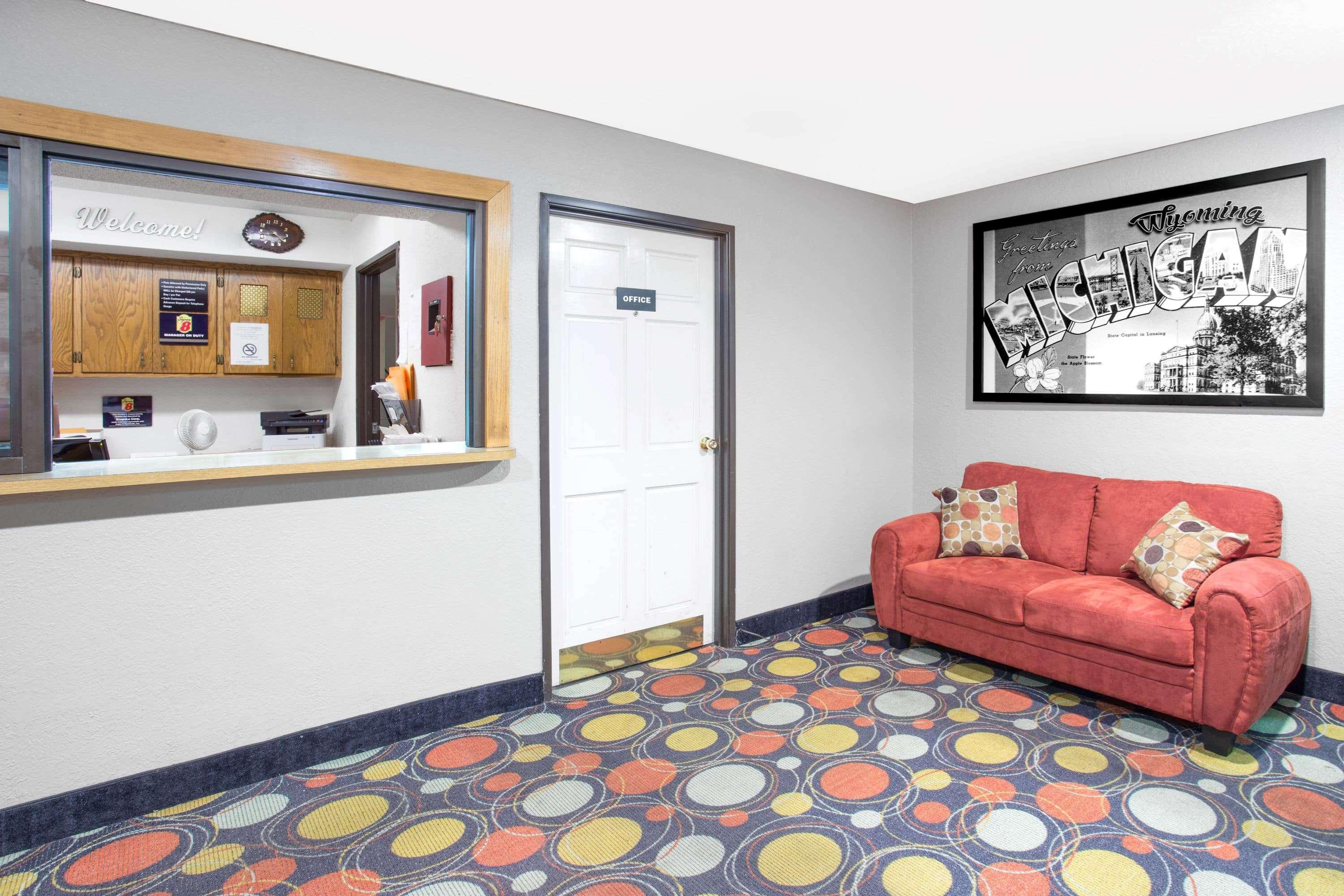 Super 8 Grand Rapids City Center Wyoming Exterior photo